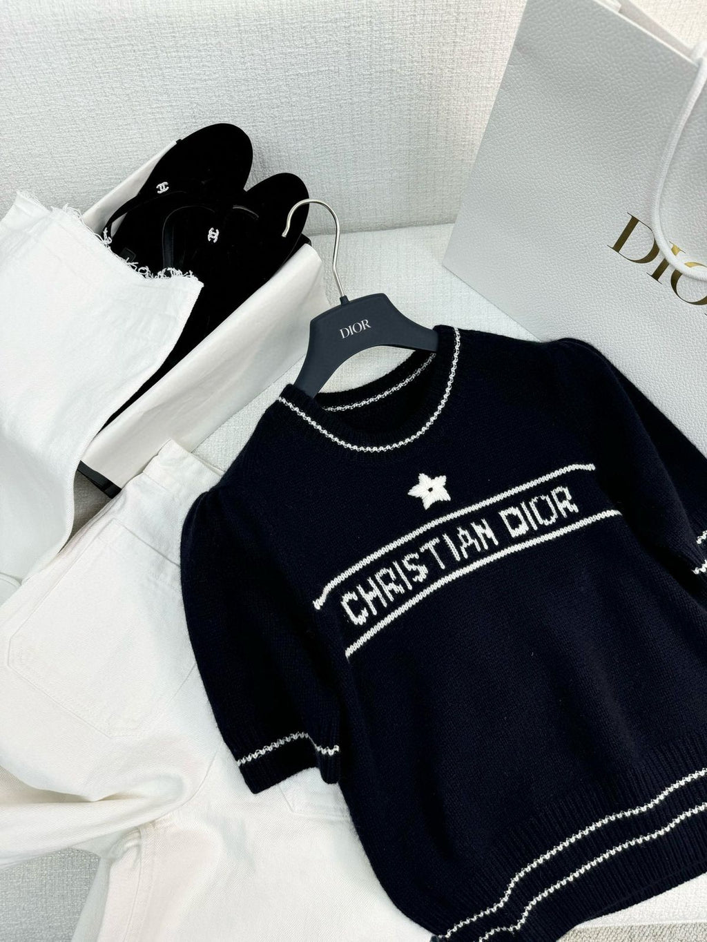 Puff-sleeve Short-sleeve Round-neck Knit Top